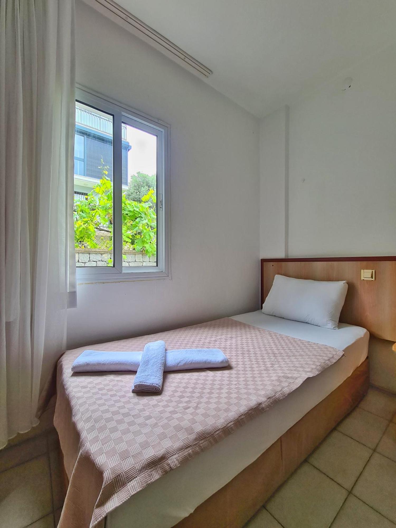 Fora Apart Otel Çeşme エクステリア 写真