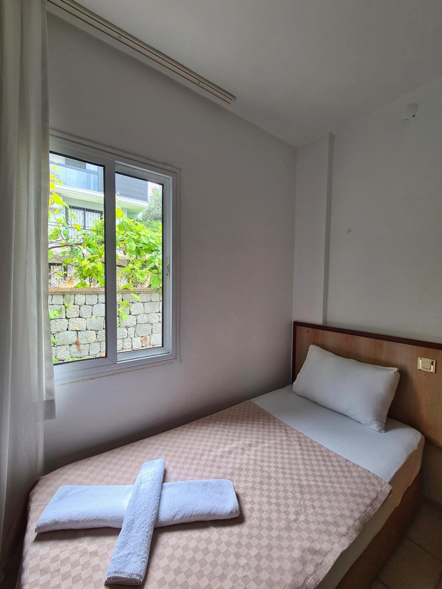 Fora Apart Otel Çeşme エクステリア 写真