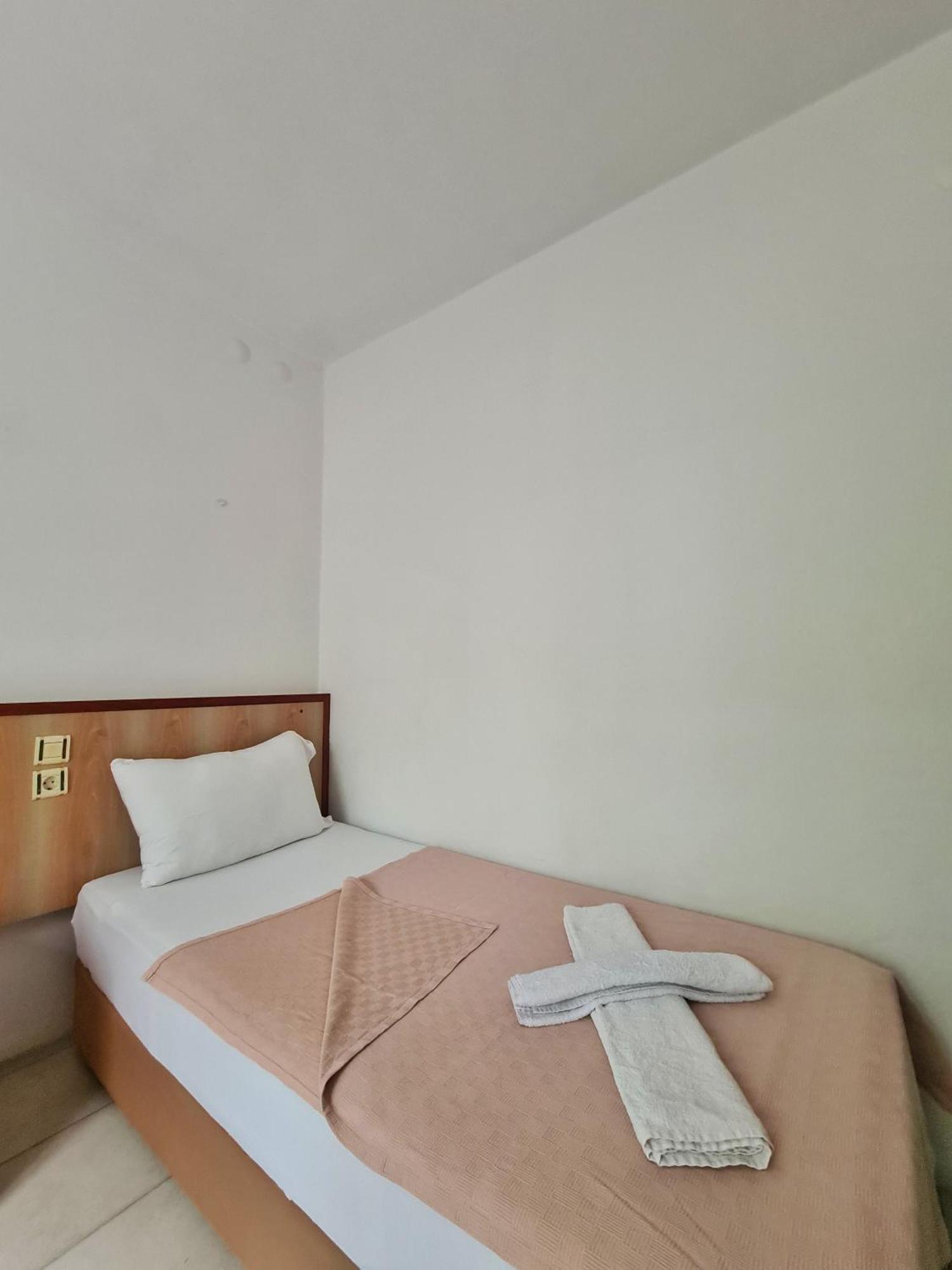 Fora Apart Otel Çeşme エクステリア 写真
