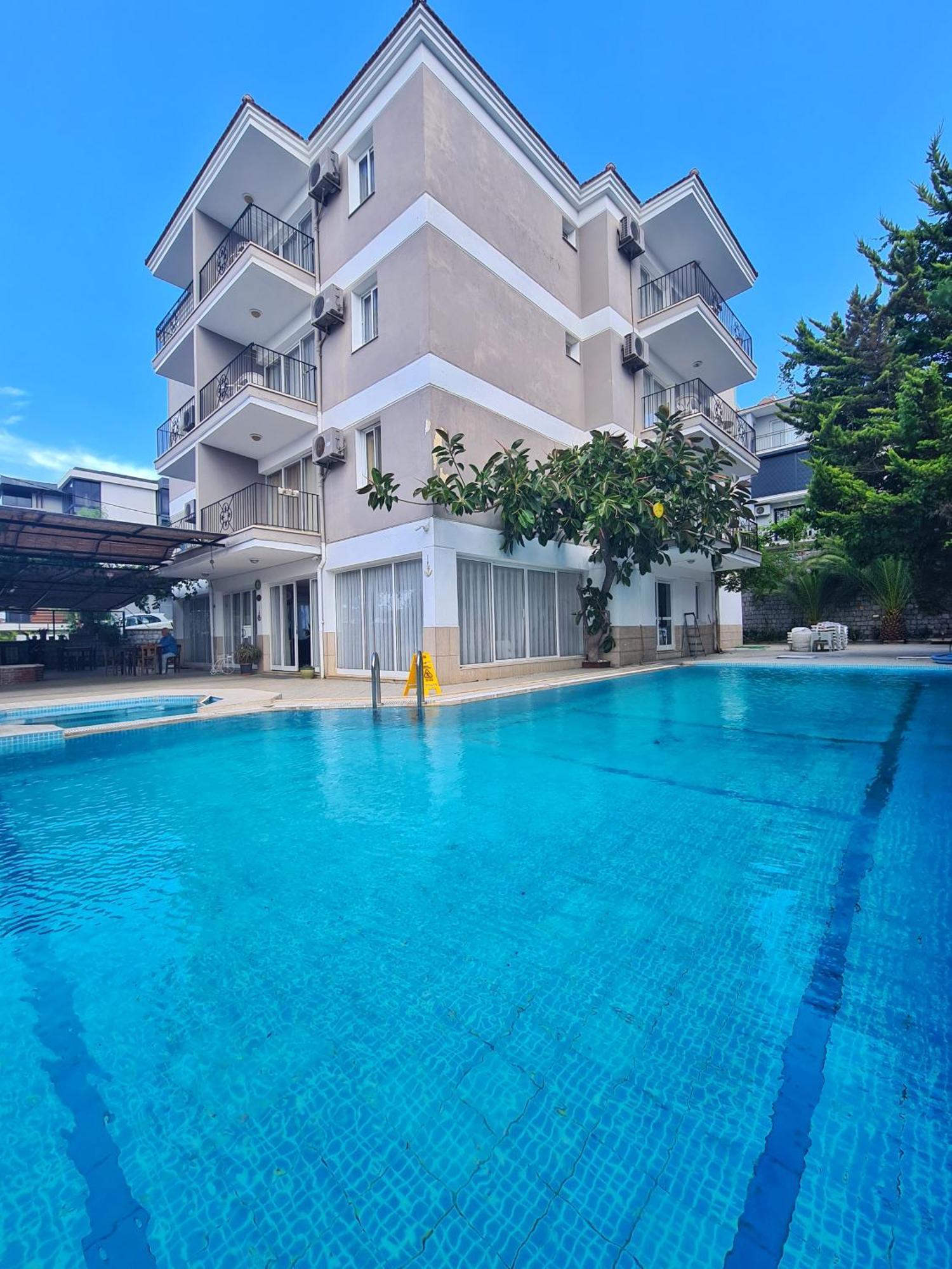 Fora Apart Otel Çeşme エクステリア 写真