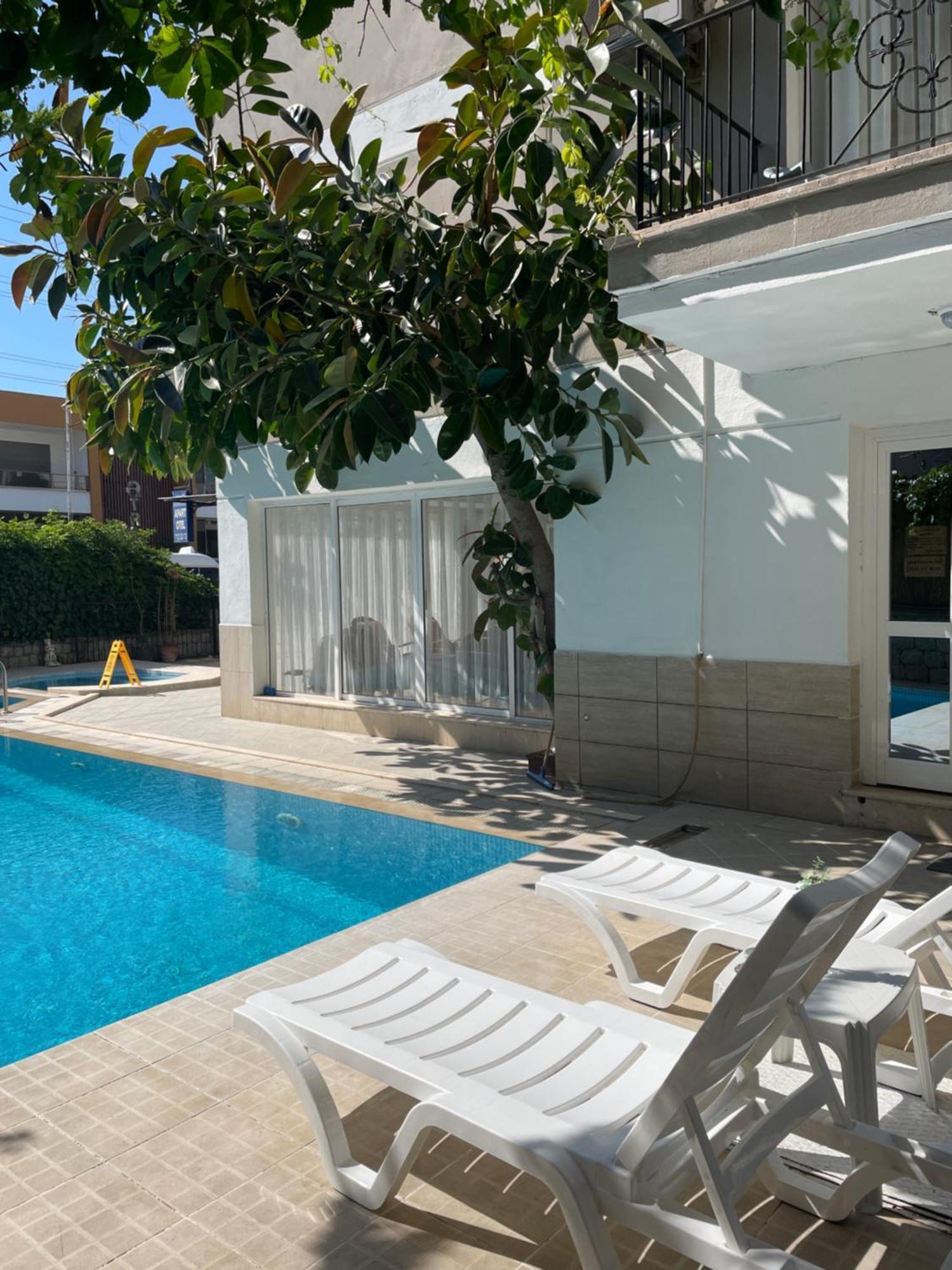 Fora Apart Otel Çeşme エクステリア 写真