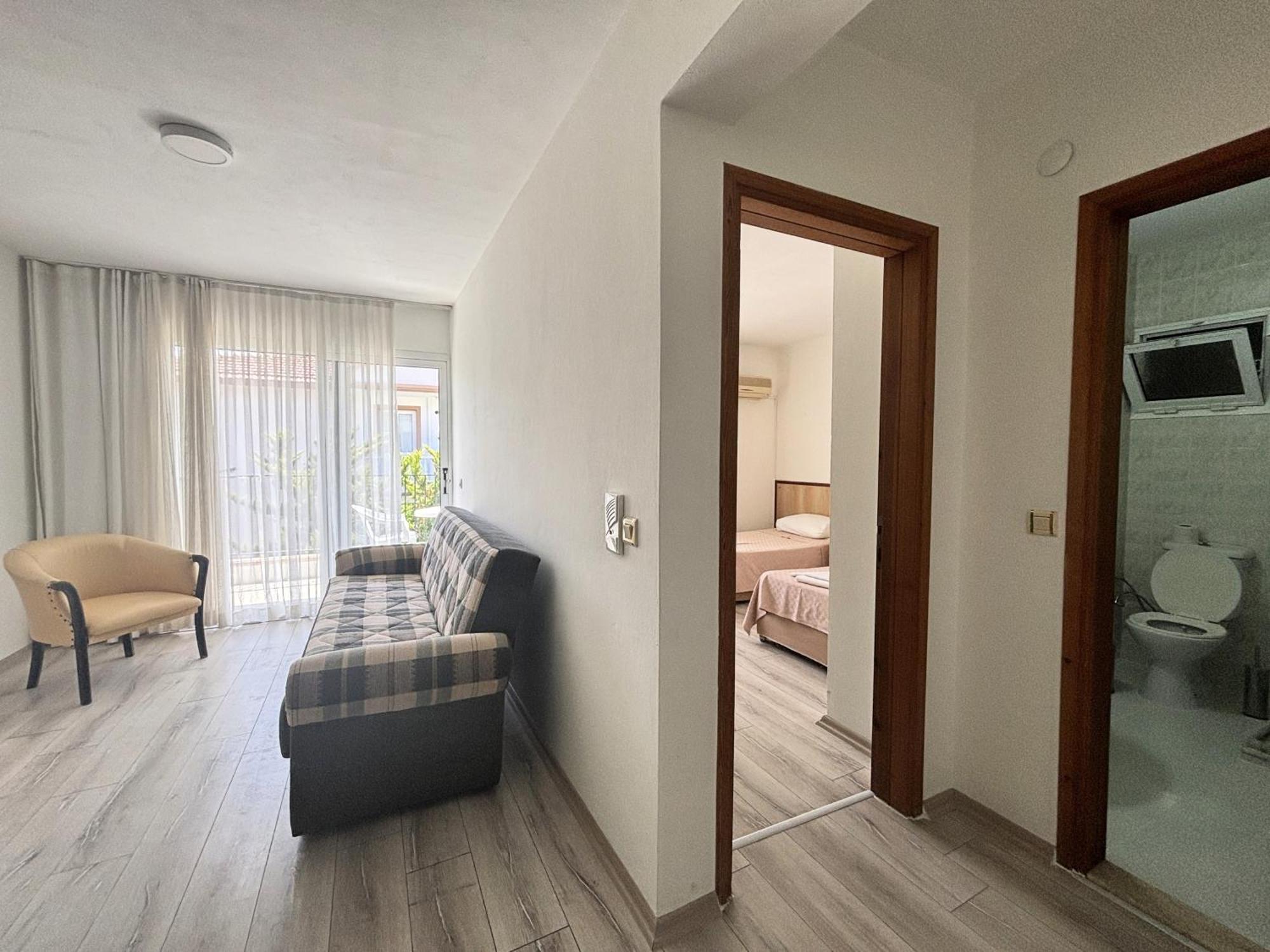 Fora Apart Otel Çeşme エクステリア 写真